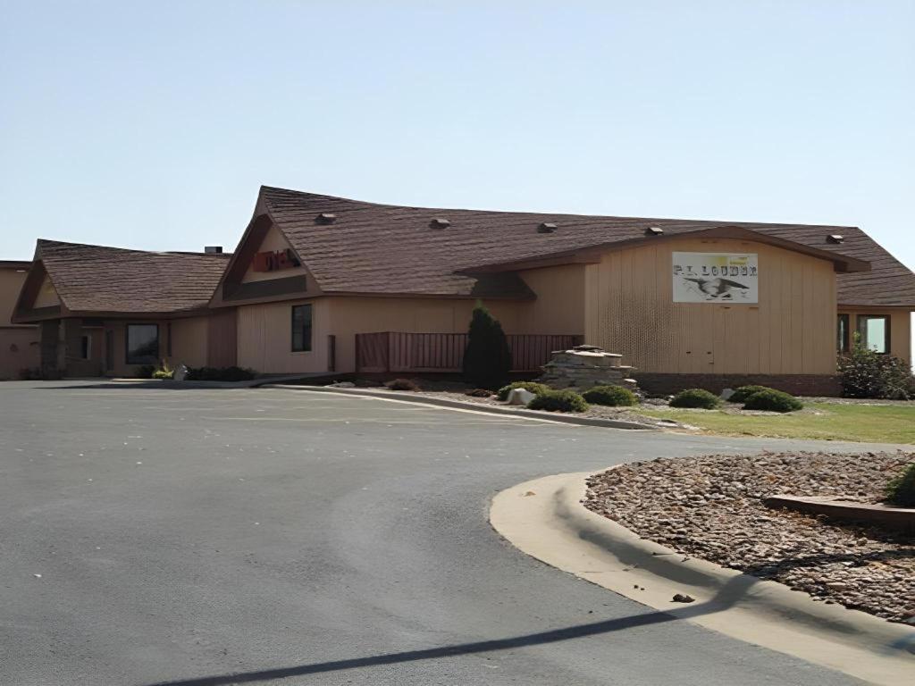 Days Inn By Wyndham West Branch Iowa City Area Exteriér fotografie